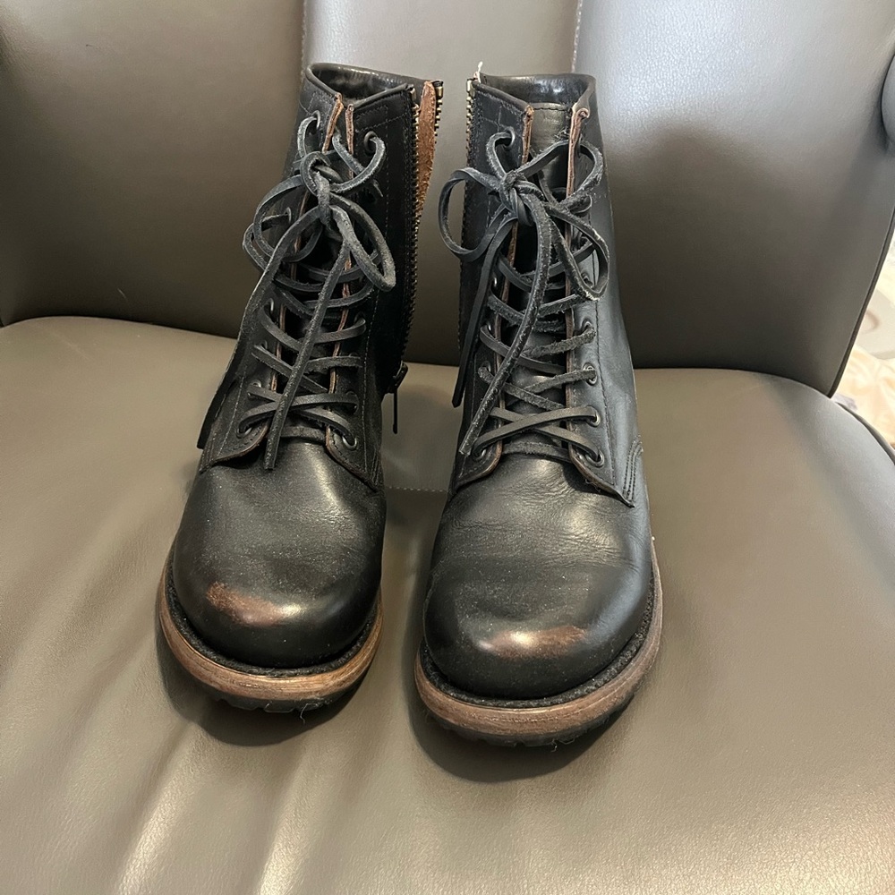 Women’s Freebird zip leather boots (Manchester style)